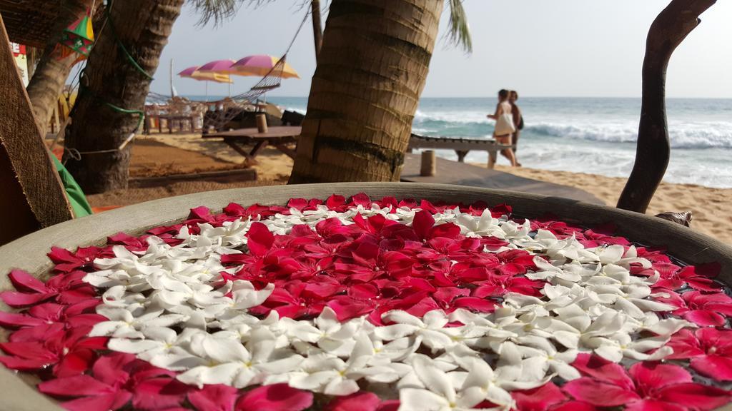 The Den Guest House Hikkaduwa Ngoại thất bức ảnh