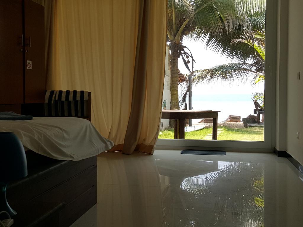 The Den Guest House Hikkaduwa Ngoại thất bức ảnh